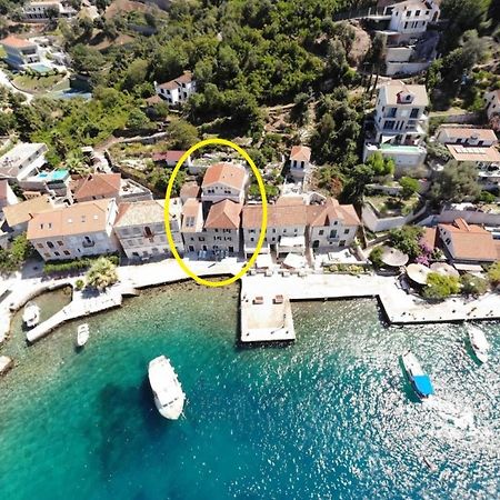 Rose - Apartmani Janovic Luštica Eksteriør bilde
