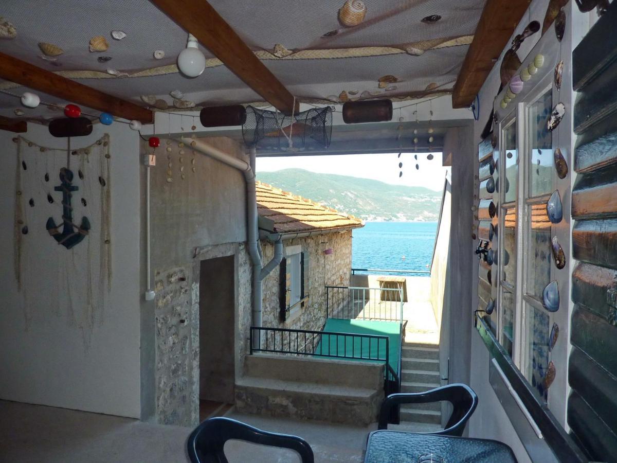 Rose - Apartmani Janovic Luštica Eksteriør bilde